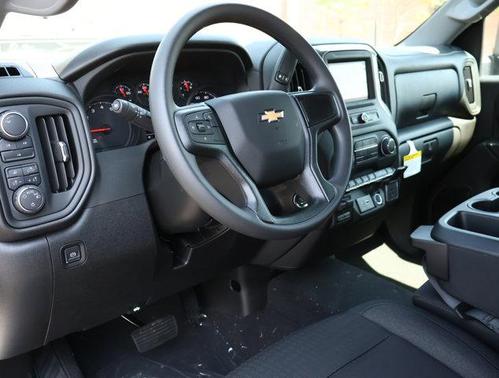2025 Chevrolet Silverado 2500 Custom