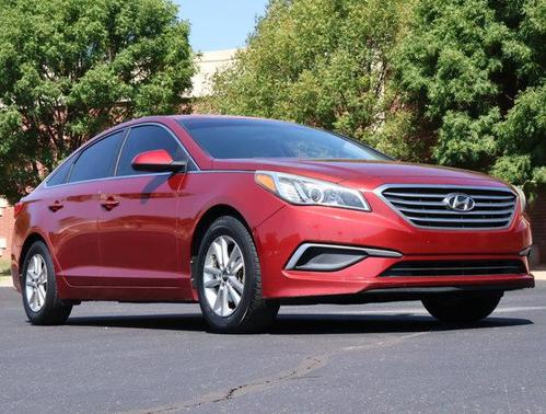 2016 Hyundai SONATA SE
