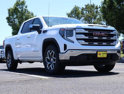 Summit White 2023 GMC Sierra 1500 SLE