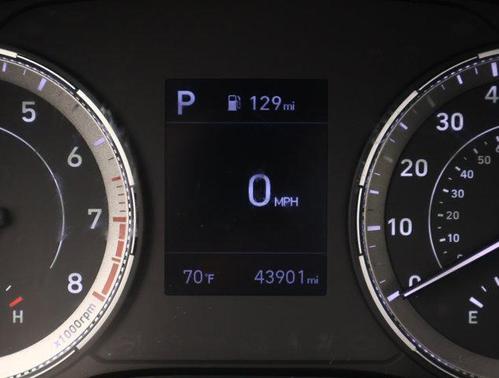 2022 Hyundai VENUE SE