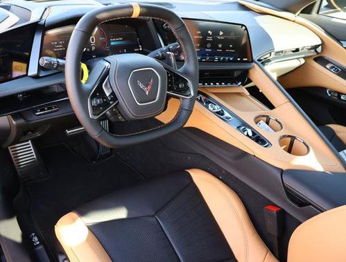 2026 Chevrolet Corvette Stingray w/2LT