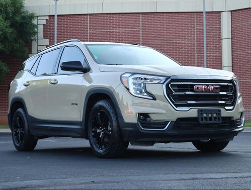 Desert Sand Metallic 2022 GMC Terrain AWD AT4