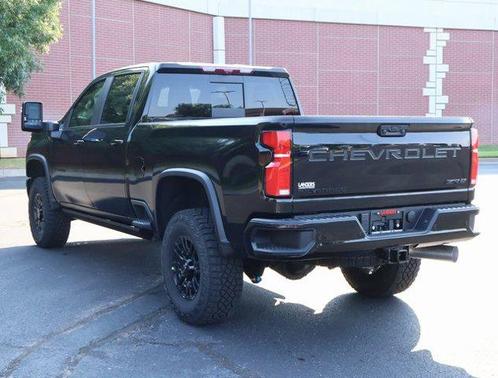 2025 Chevrolet Silverado 2500 4WD Crew Cab Standard Bed ZR2