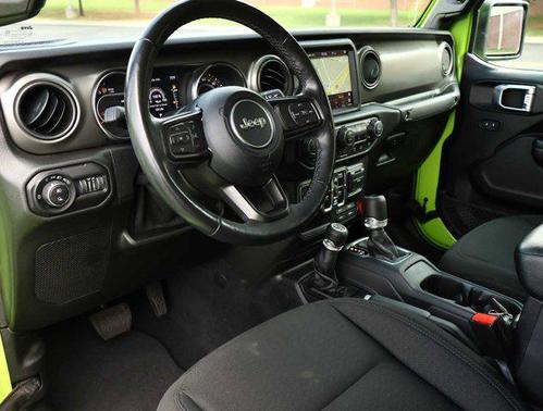 2021 Jeep Gladiator Willys 4x4