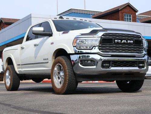 2020 RAM 2500 Limited Crew Cab 4X4 6'4' Box