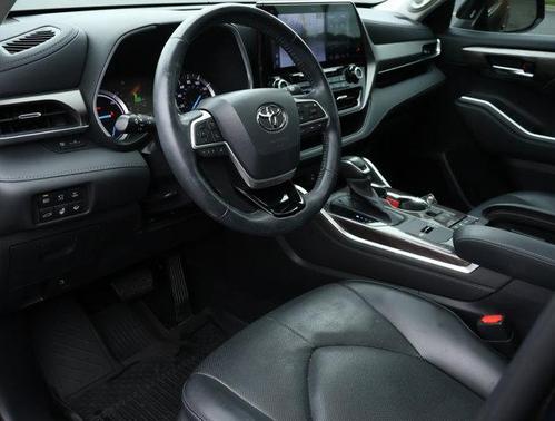 Blueprint 2022 Toyota Highlander Hybrid Limited