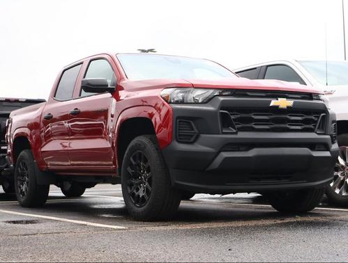 Radiant Red Tintcoat 2026 Chevrolet Colorado WT