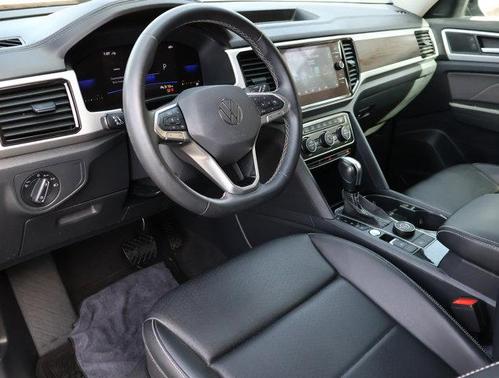 2022 Volkswagen Atlas 3.6L SE w/Technology