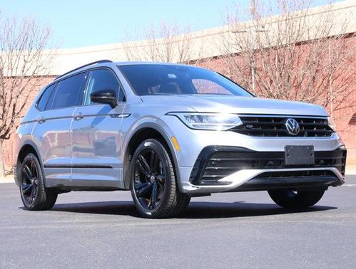 2023 Volkswagen Tiguan 2.0T SE R-Line Black