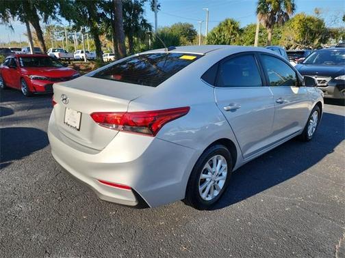 2022 Hyundai Accent SEL