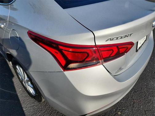 2022 Hyundai Accent SEL