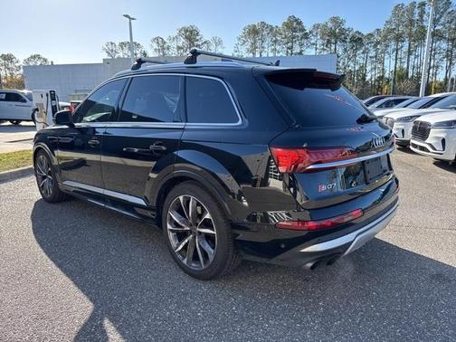 2023 Audi SQ7 4.0T Premium Plus