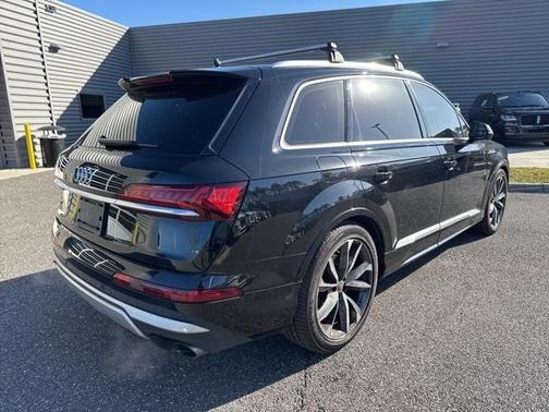 2023 Audi SQ7 4.0T Premium Plus
