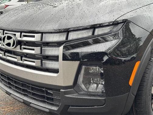 2025 Hyundai SANTA CRUZ SEL Activity