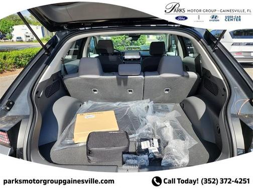 2025 Hyundai IONIQ 5 SE