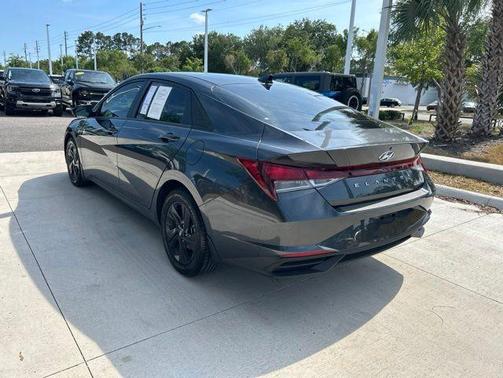 Portofino Gray 2022 Hyundai ELANTRA SEL
