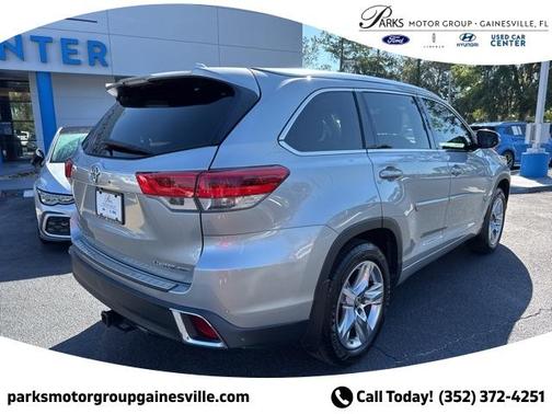 2017 Toyota Highlander Limited