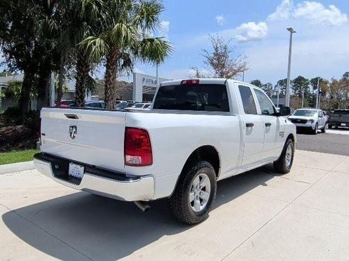 Bright White Clearcoat 2024 RAM 1500 Classic SLT