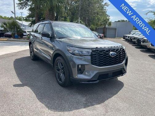 Gray Metallic 2026 Ford Explorer ST-Line