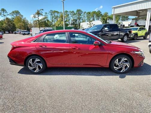 2025 Hyundai ELANTRA HEV Limited