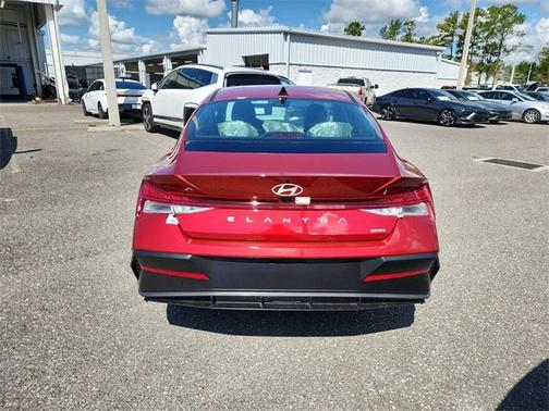 2025 Hyundai ELANTRA HEV Limited