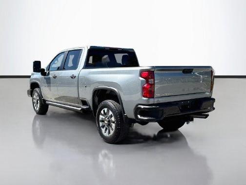 Sterling Gray Metallic 2024 Chevrolet Silverado 2500 Custom