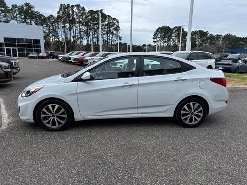 2017 Hyundai Accent Value Edition