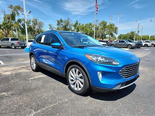 2021 Ford Escape Titanium Hybrid