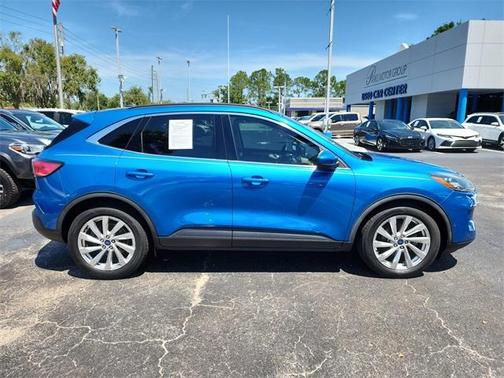 2021 Ford Escape Titanium Hybrid