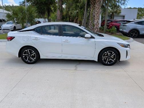Aspen White 2024 Nissan Sentra SV