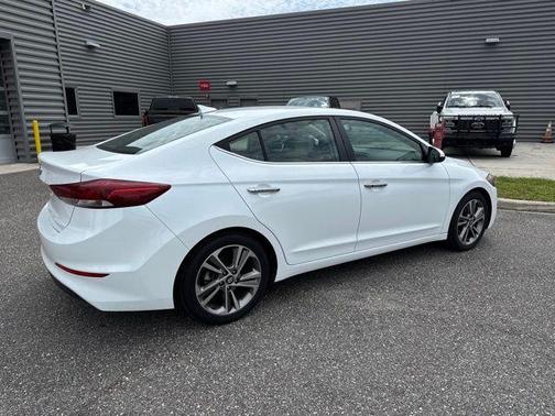 Quartz White Pearl 2017 Hyundai ELANTRA Limited