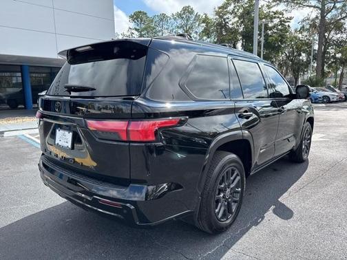 2024 Toyota Sequoia Platinum