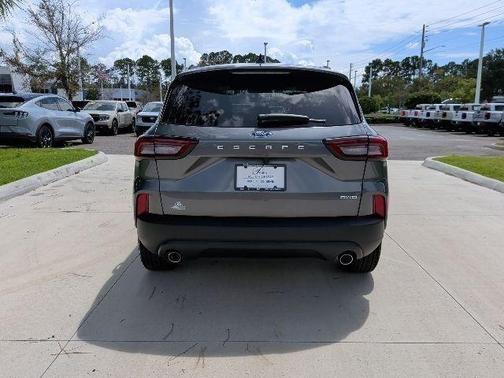 Gray Metallic 2025 Ford Escape ST-Line Select