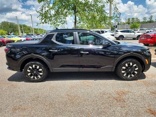 2025 Hyundai SANTA CRUZ SEL Activity