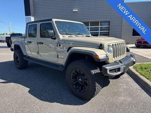 Gobi Clearcoat 2020 Jeep Gladiator Overland