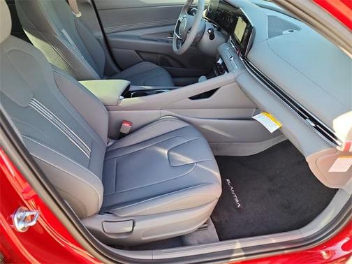 2025 Hyundai ELANTRA HEV SEL Sport