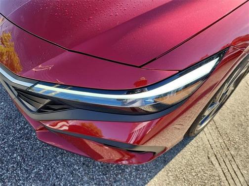 2025 Hyundai ELANTRA HEV SEL Sport