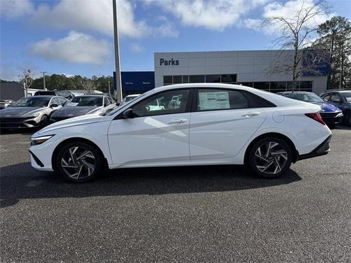 2025 Hyundai ELANTRA HEV SEL Sport