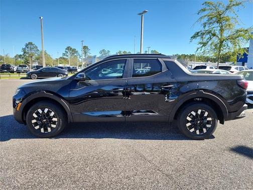 2025 Hyundai SANTA CRUZ SEL Activity