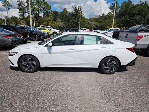 2025 Hyundai ELANTRA HEV Limited