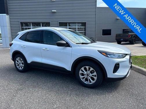 Oxford White 2024 Ford Escape Active