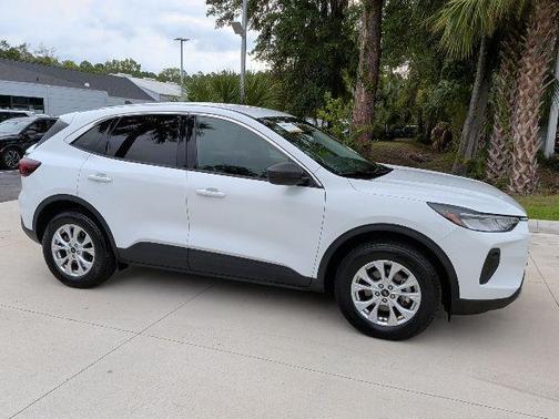 Oxford White 2024 Ford Escape Active
