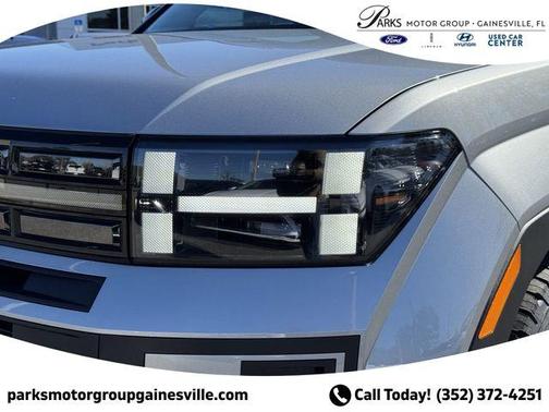 Shimmering Silver Pearl 2025 Hyundai SANTA FE XRT