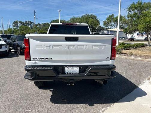 Summit White 2025 Chevrolet Silverado 2500 LT