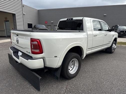 2022 RAM 3500 Limited