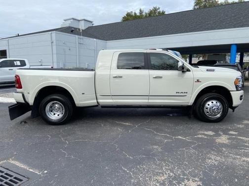 2022 RAM 3500 Limited