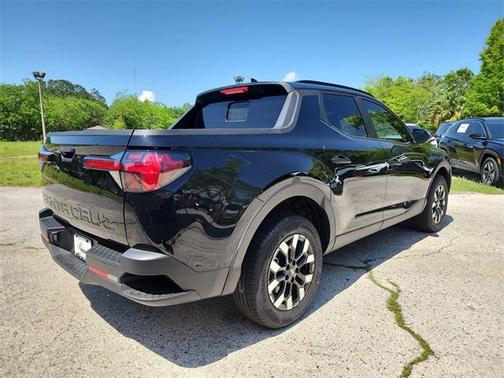 2025 Hyundai SANTA CRUZ SEL Activity