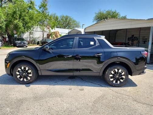 2025 Hyundai SANTA CRUZ SEL Activity