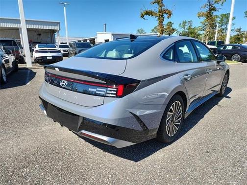 2025 Hyundai SONATA Hybrid Limited