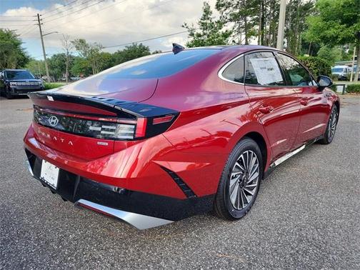 2025 Hyundai SONATA Hybrid SEL